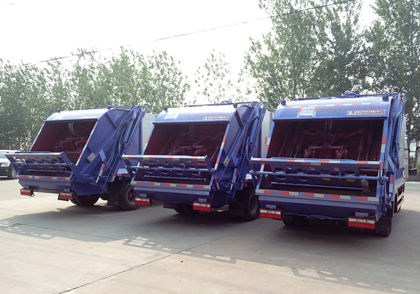 東風(fēng)多利卡壓縮垃圾車 東風(fēng)多利卡壓縮垃圾車